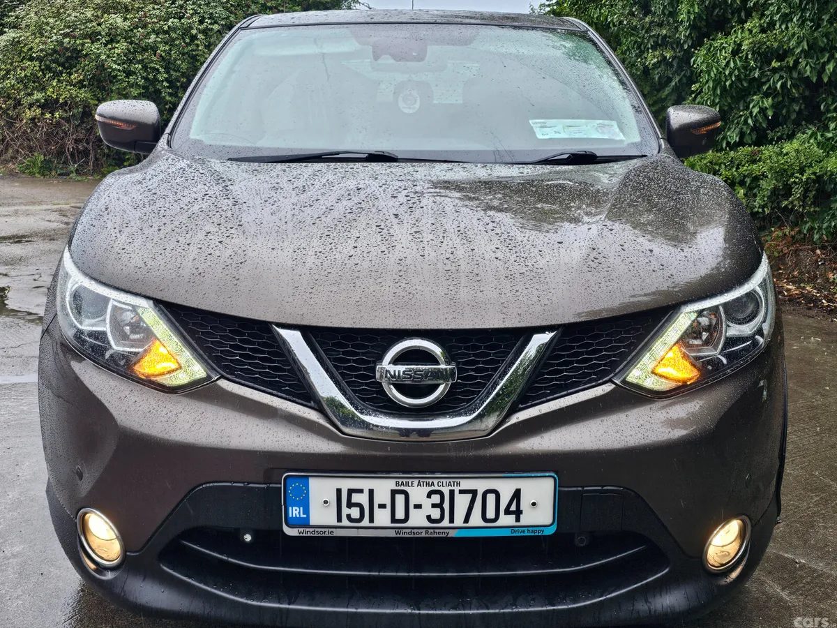 Nissan Qashqai Hatchback, Diesel, 2015, Brown