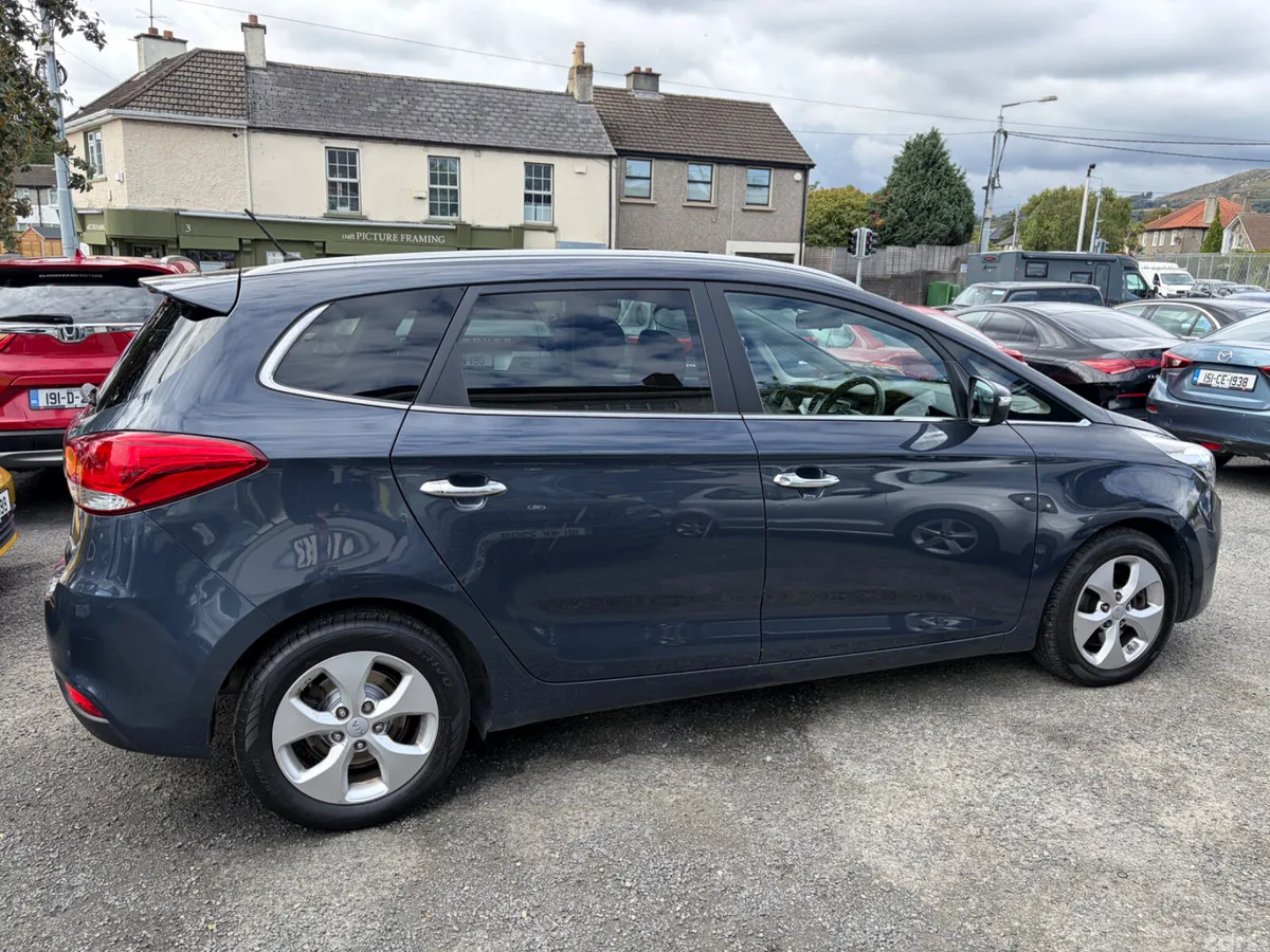 Kia Carens MPV, Diesel, 2016, Blue