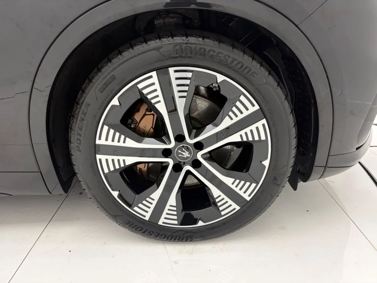 Maserati Other Estate, Electric, 2025, Black