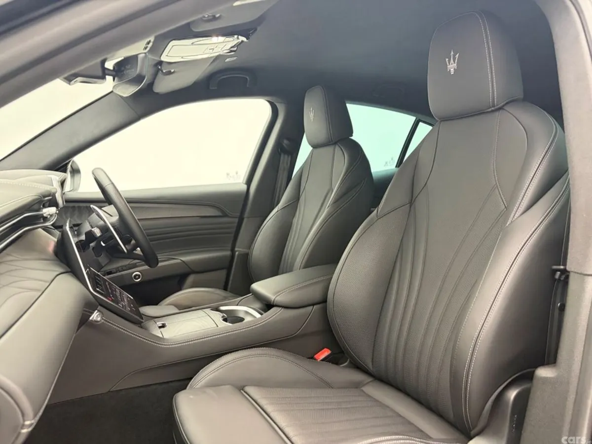 Maserati Other Estate, Electric, 2025, Black