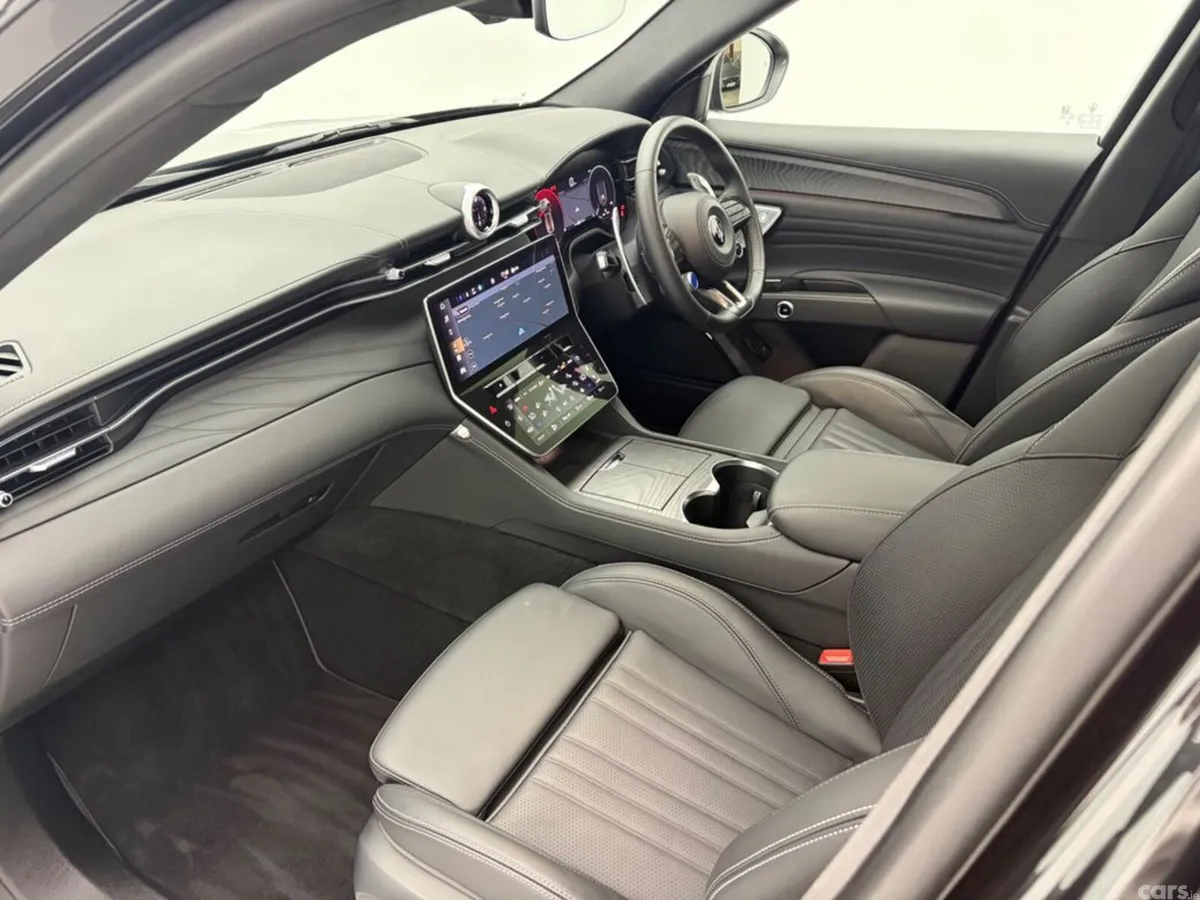 Maserati Other Estate, Electric, 2025, Black