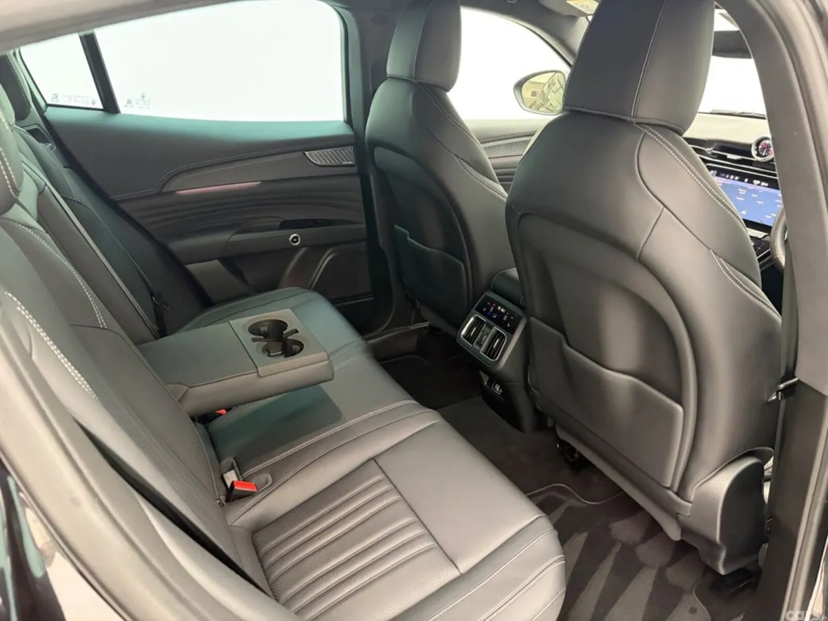 Maserati Other Estate, Electric, 2025, Black