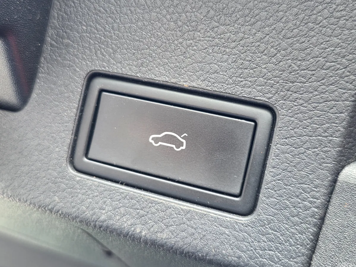 Volkswagen Arteon Hatchback, Diesel, 2023, Blue