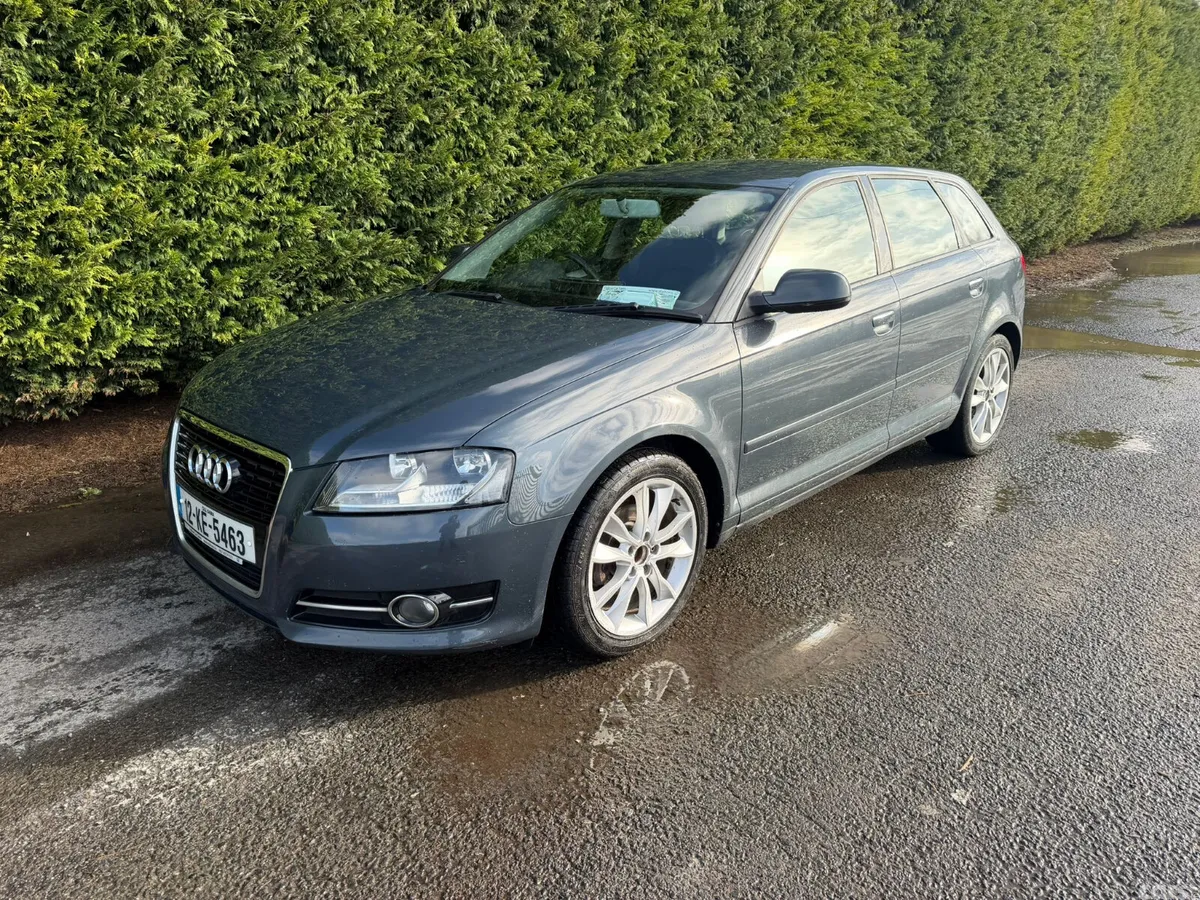 Audi A3 Hatchback, Diesel, 2012, Grey