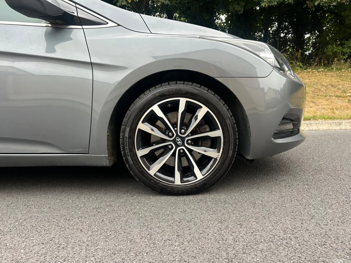 Hyundai i40 Saloon, Diesel, 2018, Silver