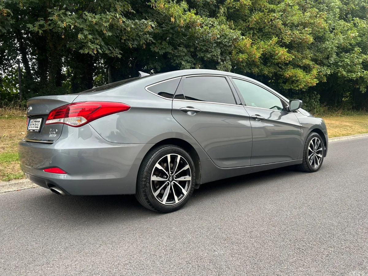 Hyundai i40 Saloon, Diesel, 2018, Silver