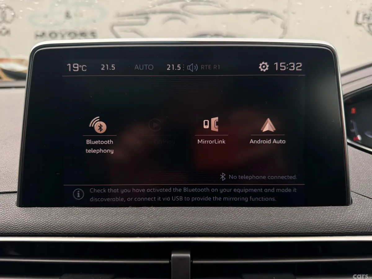 Peugeot 5008 MPV, Petrol, 2018, Green