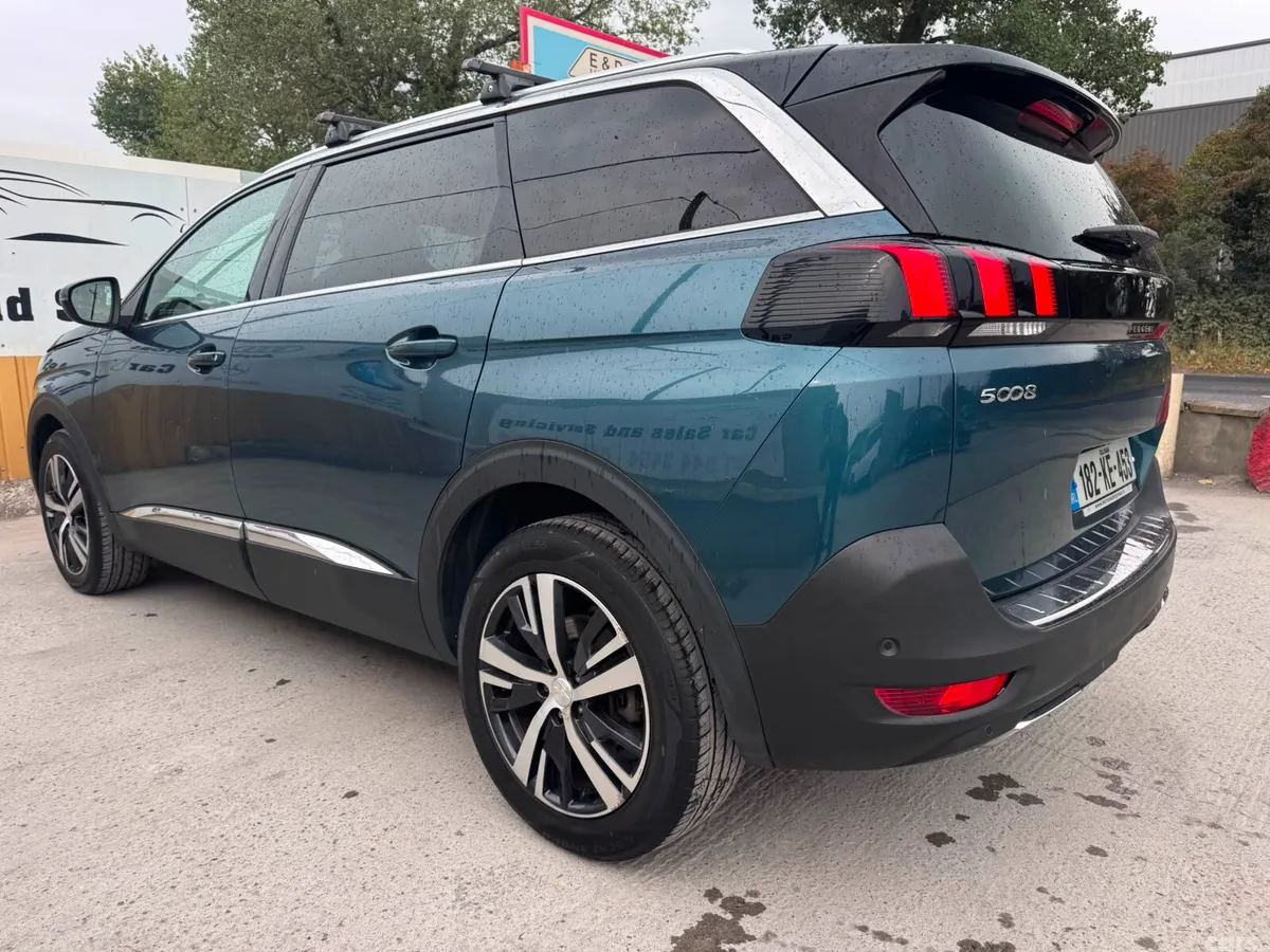 Peugeot 5008 MPV, Petrol, 2018, Green
