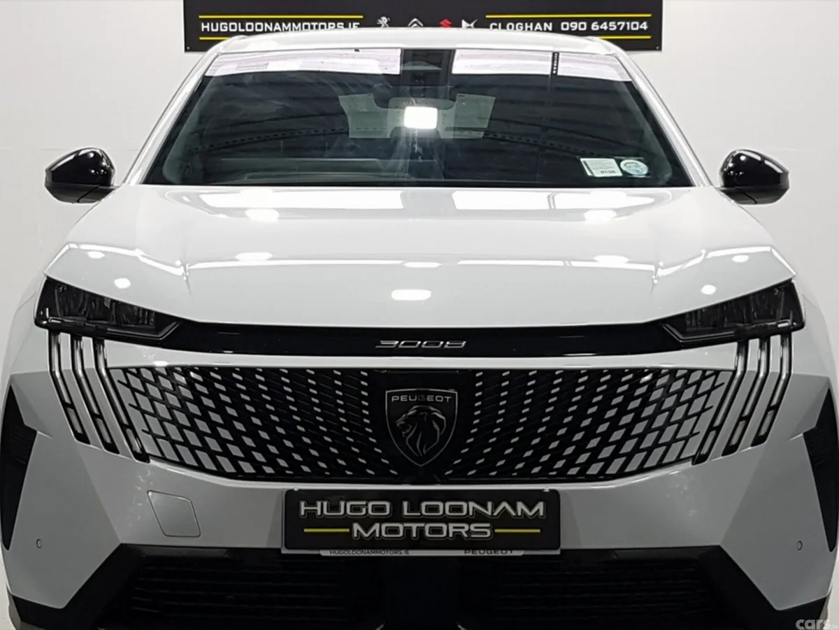 Peugeot 3008 MPV, Petrol Hybrid, 2024, White