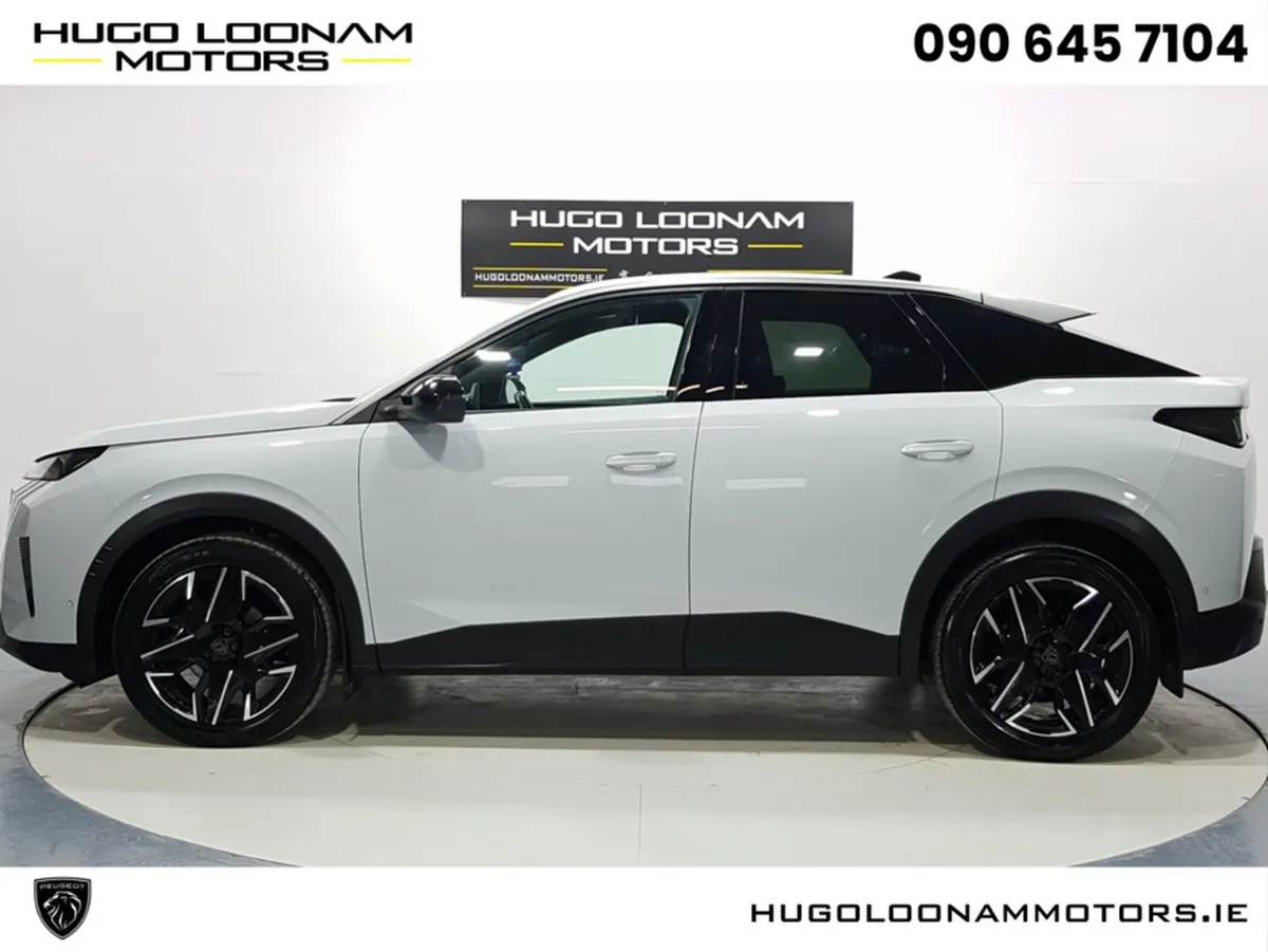 Peugeot 3008 MPV, Petrol Hybrid, 2024, White