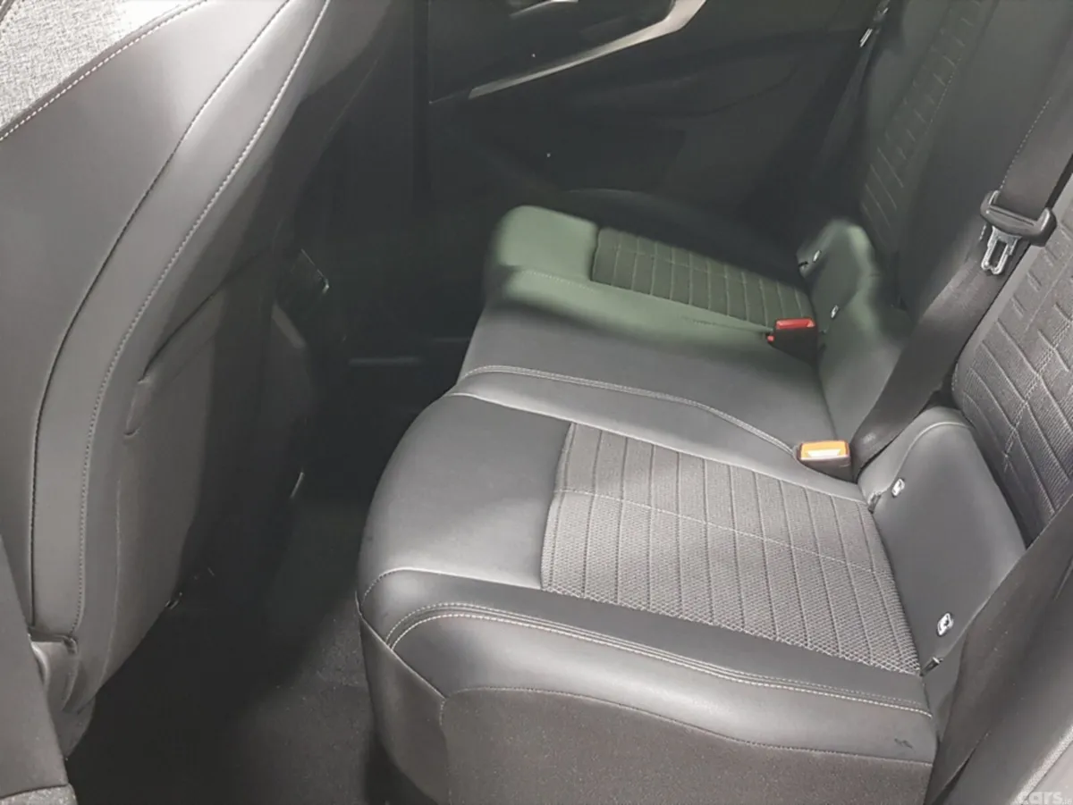 Peugeot 3008 MPV, Petrol Hybrid, 2024, White