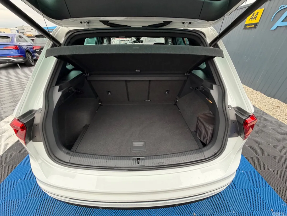 Volkswagen Tiguan SUV, Diesel, 2018, White