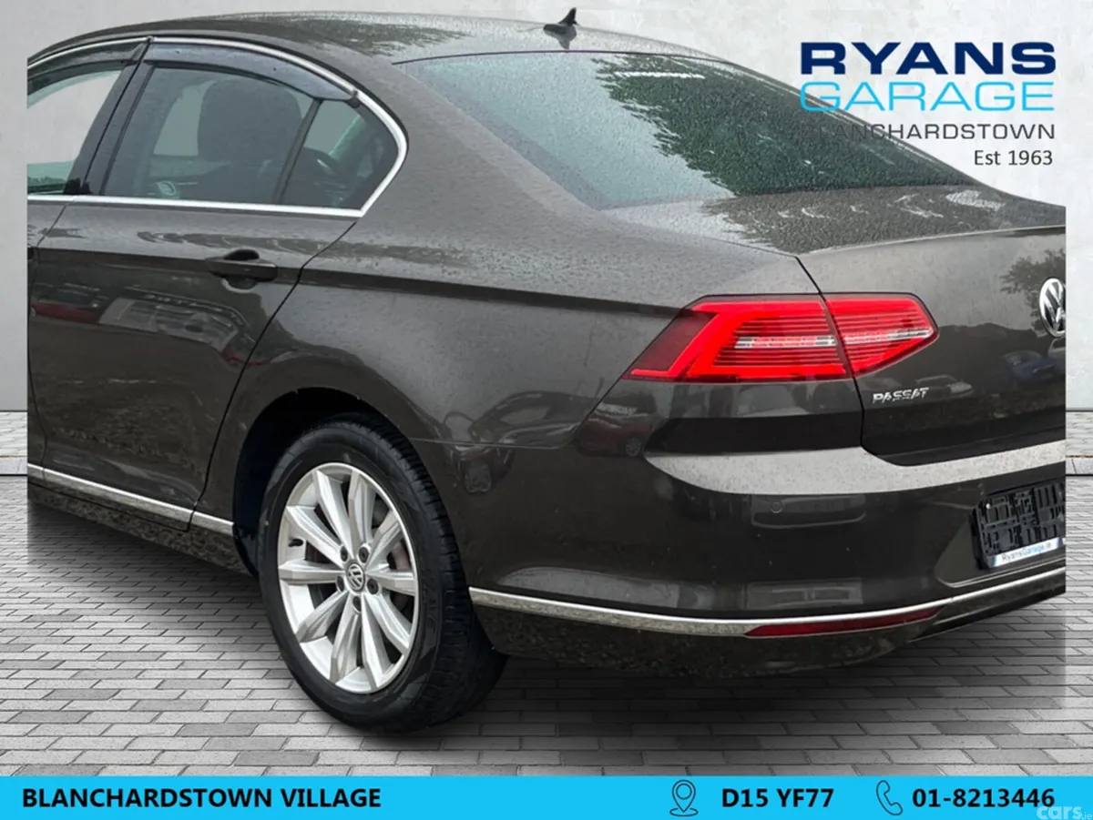 Volkswagen Passat Saloon, Petrol, 2018, Brown