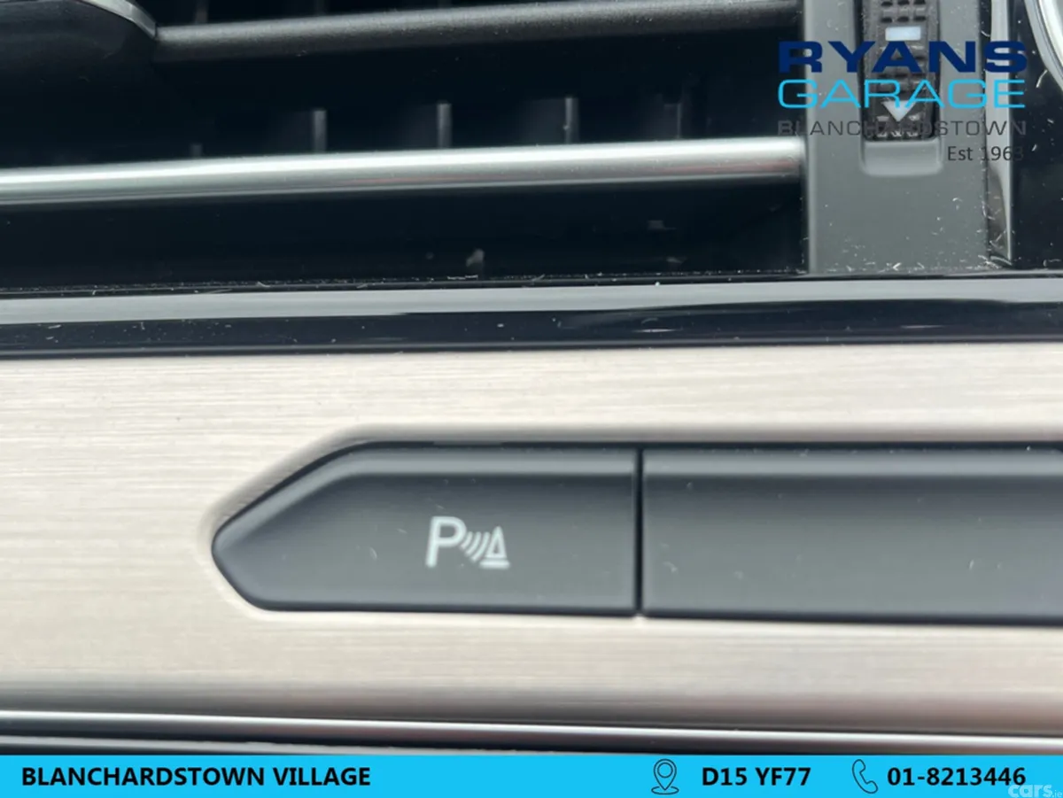 Volkswagen Passat Saloon, Petrol, 2018, Brown