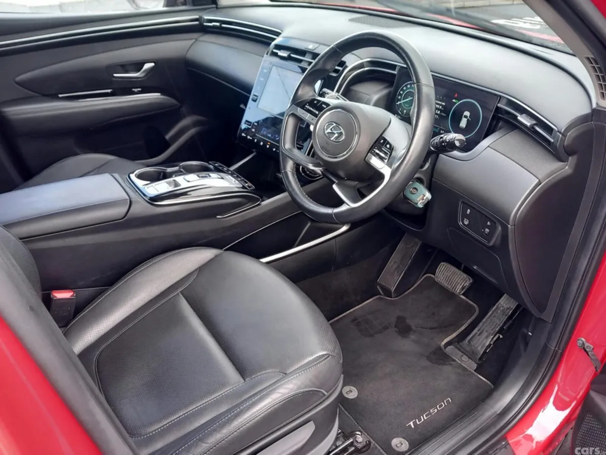 Hyundai Tucson MPV, Petrol Hybrid, 2021, Red