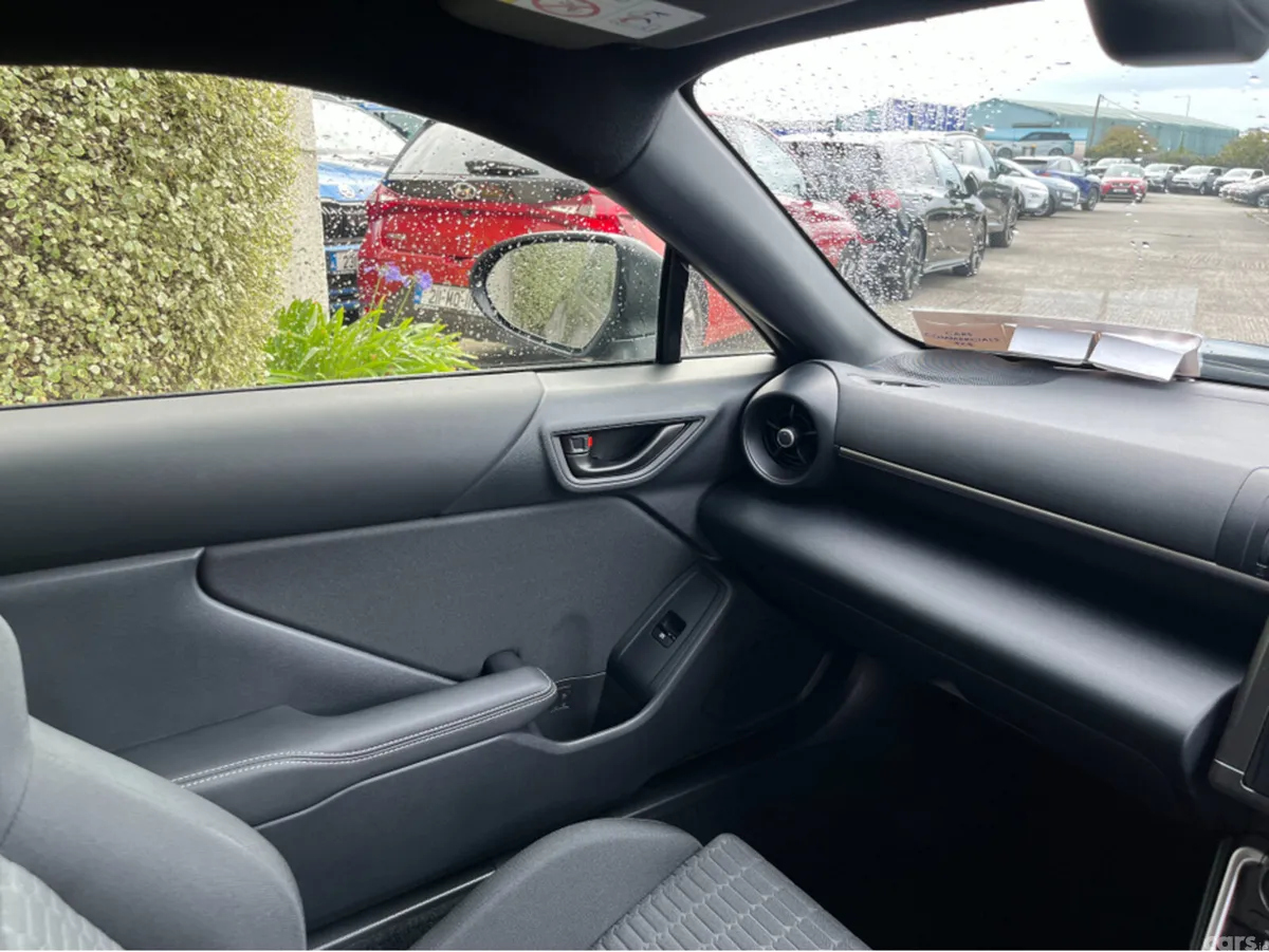Toyota GR86 Coupe, Petrol, 2025, Black