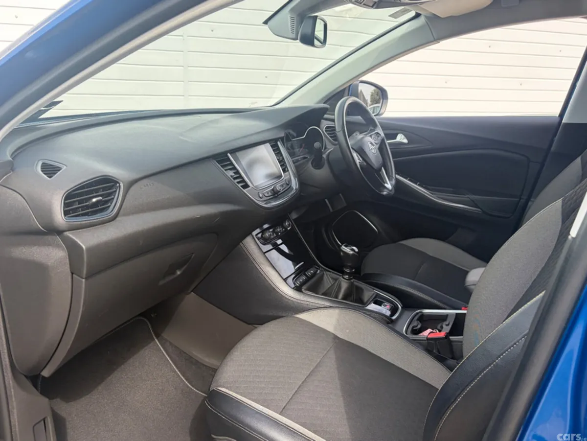 Opel Grandland X MPV, Diesel, 2018, Blue