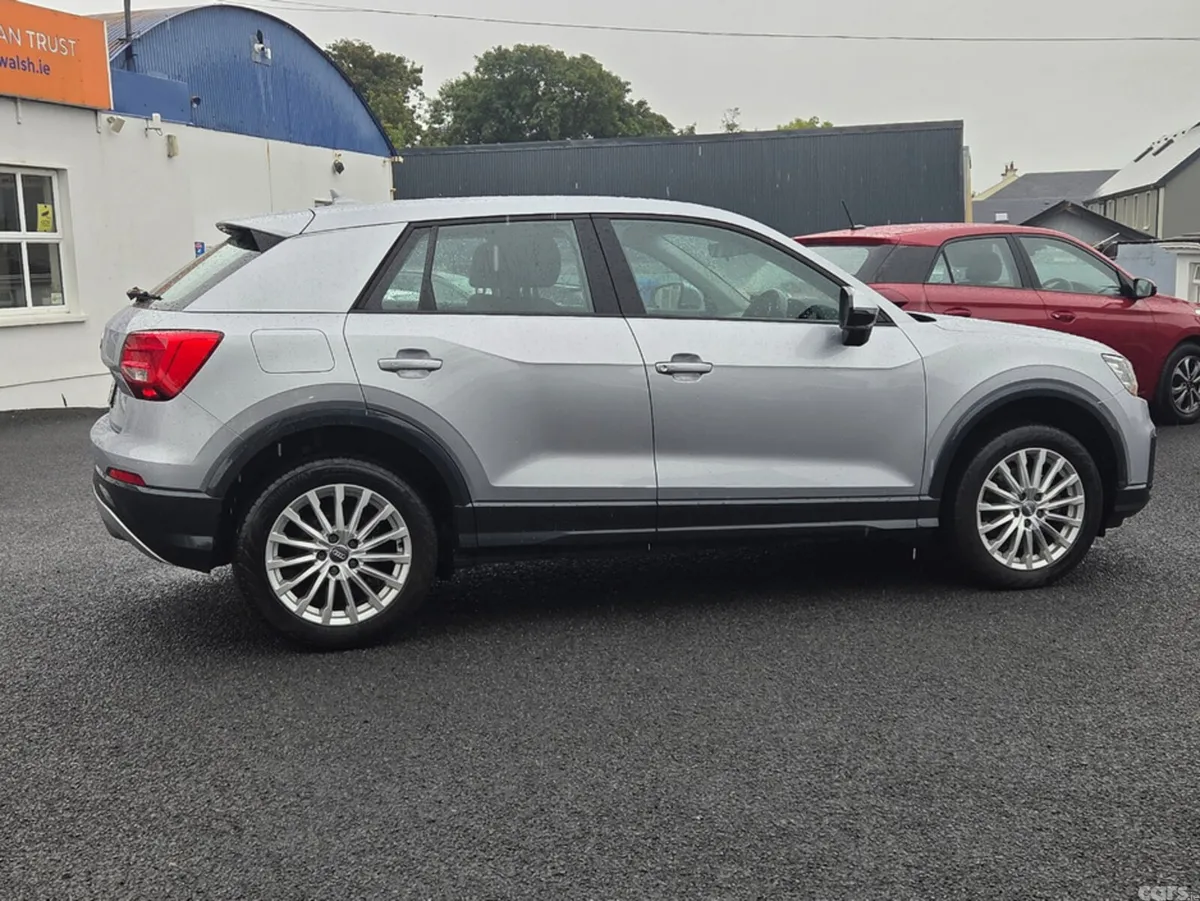 Audi Q2 SUV, Diesel, 2018, Grey