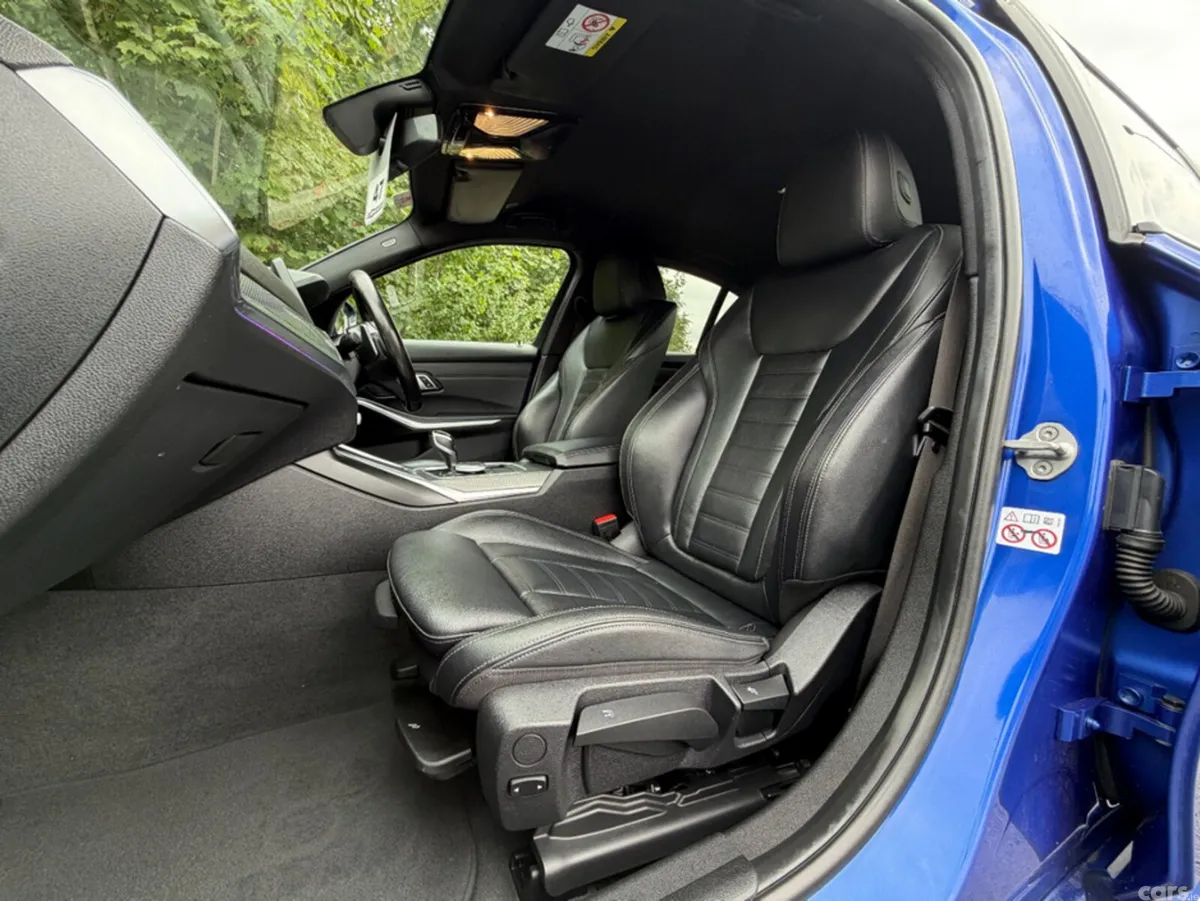 BMW 3-Series Saloon, Petrol Plug-in Hybrid, 2019, Blue