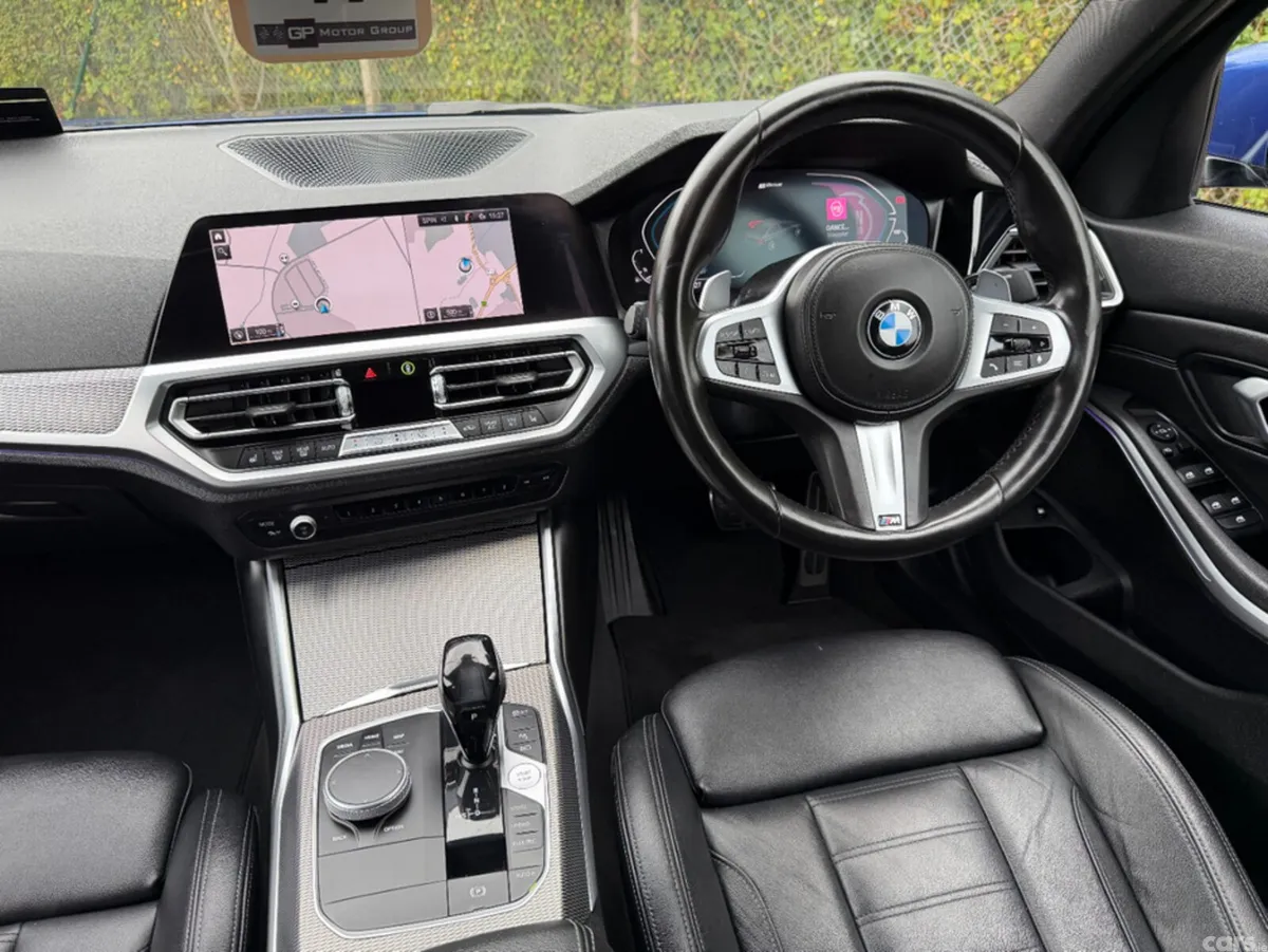 BMW 3-Series Saloon, Petrol Plug-in Hybrid, 2019, Blue