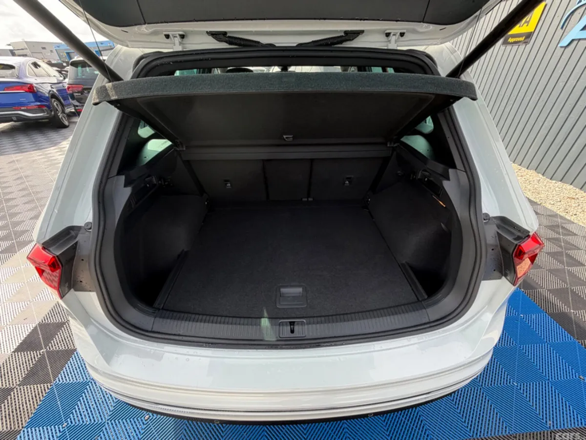 Volkswagen Tiguan SUV, Diesel, 2019, White