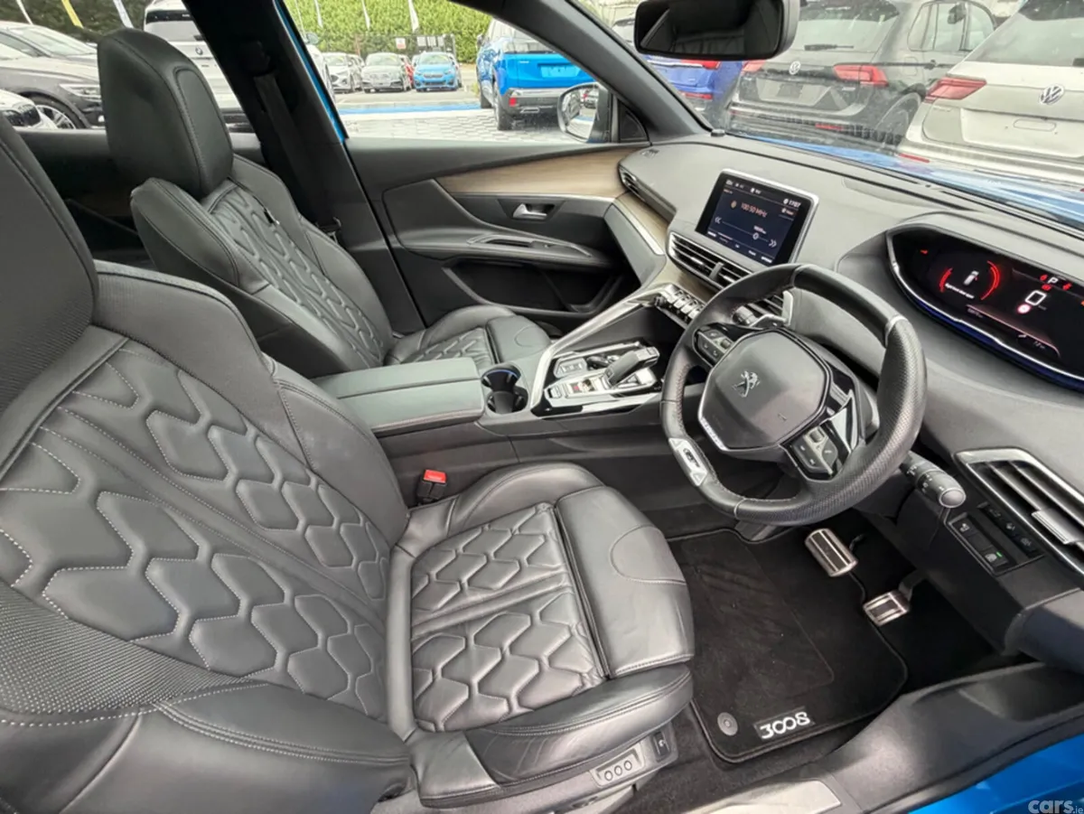 Peugeot 3008 SUV, Diesel, 2021, Blue