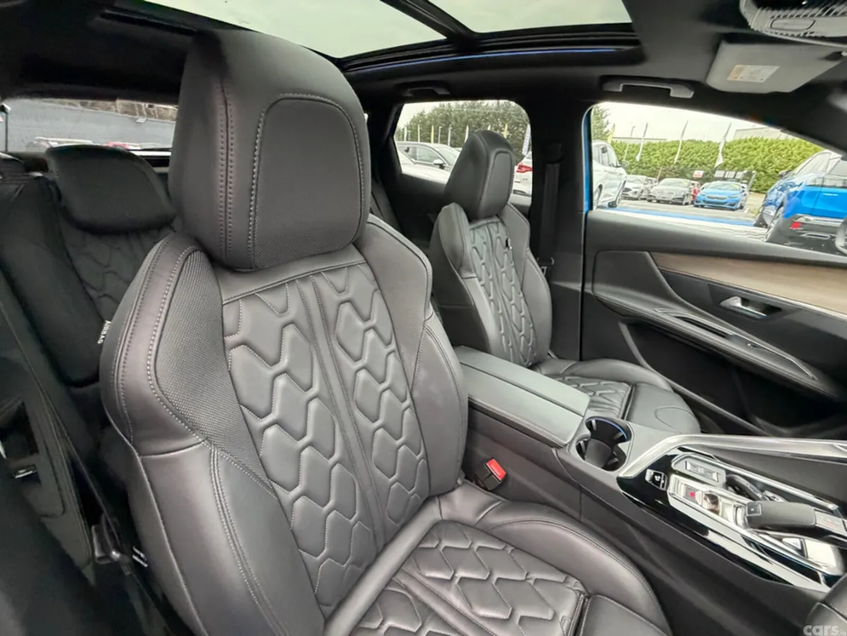 Peugeot 3008 SUV, Diesel, 2021, Blue