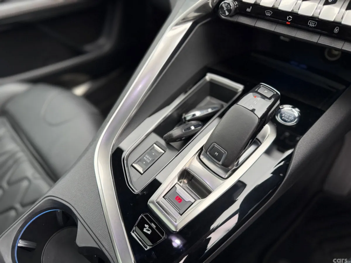 Peugeot 3008 SUV, Diesel, 2021, Blue