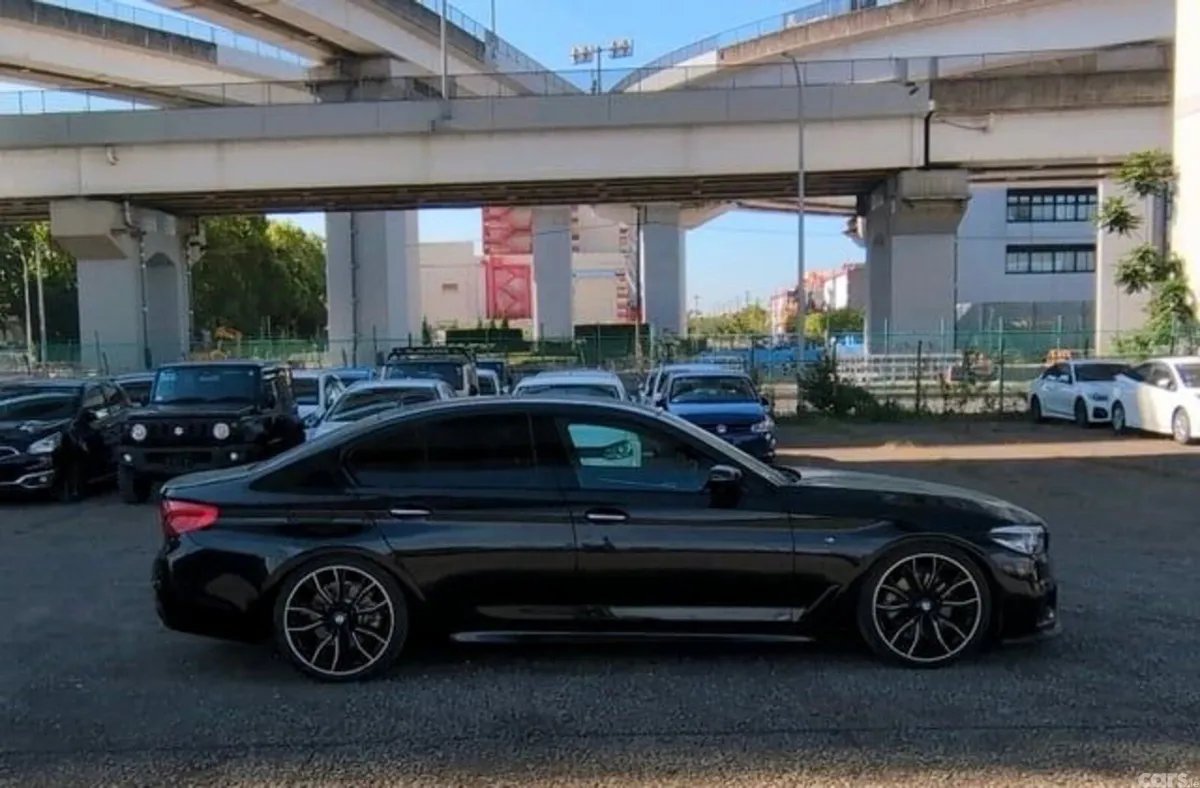 BMW 5-Series Saloon, Diesel, 2018, Black