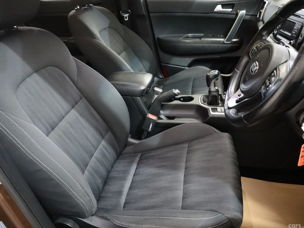 Kia Sportage SUV, Diesel, 2017, Bronze