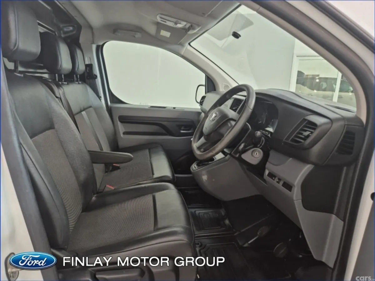 Toyota Proace MPV, Diesel, 2022, White
