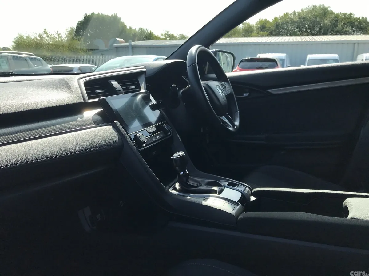 Honda Civic Hatchback, Petrol, 2018, Grey