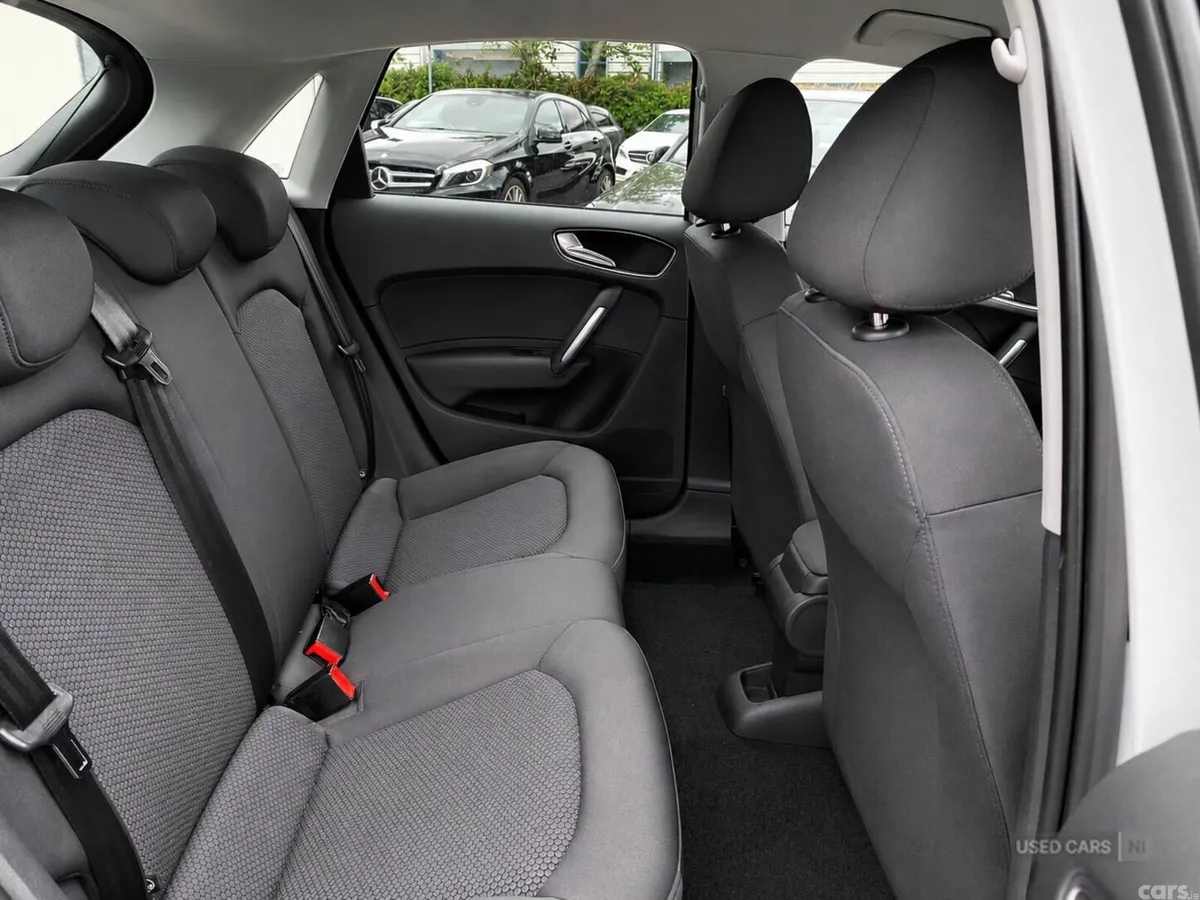 Audi A1 , Petrol, 2013, White