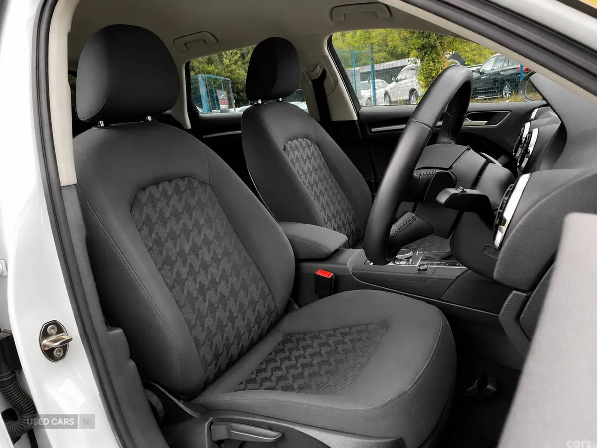 Audi A3 , Petrol, 2015, White
