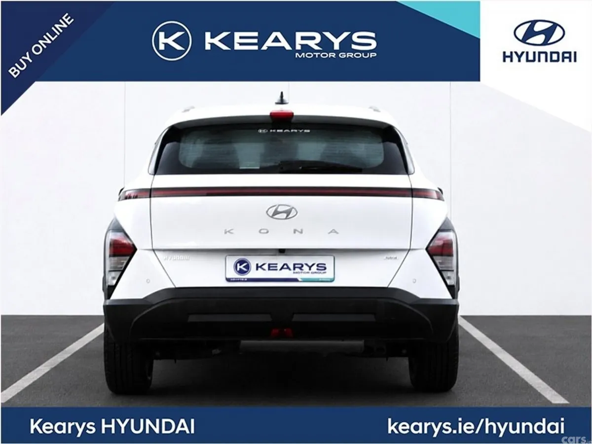 Hyundai KONA SUV, Petrol Hybrid, 2023, White
