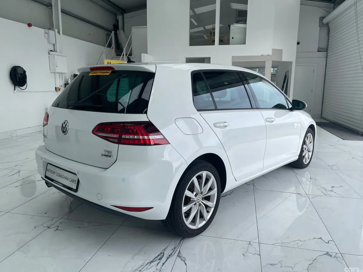 Volkswagen Golf Hatchback, Petrol, 2017, White