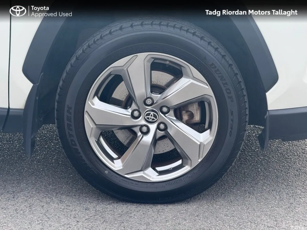 Toyota RAV4 SUV, Petrol Hybrid, 2022, White
