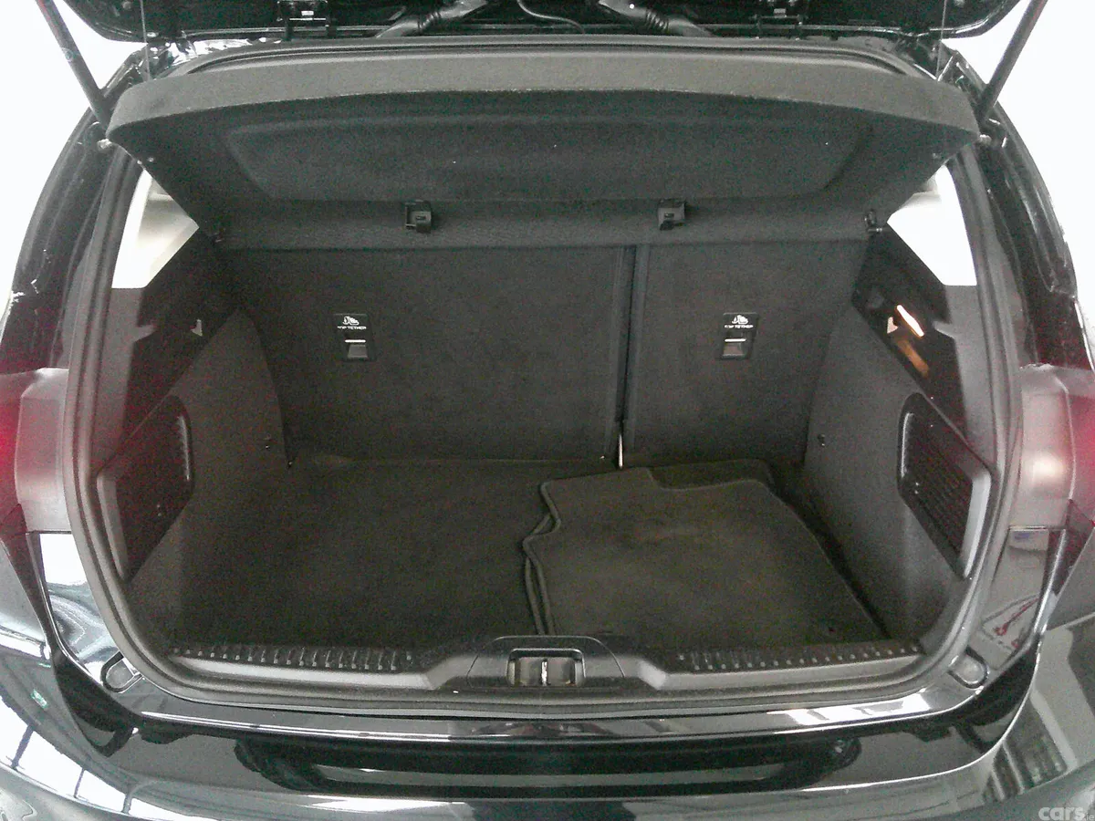 Ford Focus Hatchback, Diesel, 2021, Black