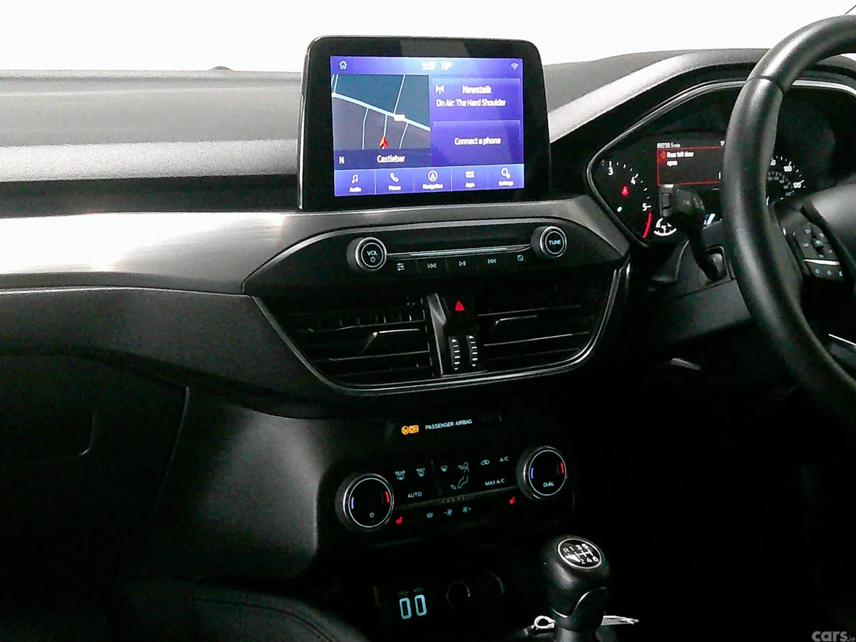 Ford Focus Hatchback, Diesel, 2021, Black