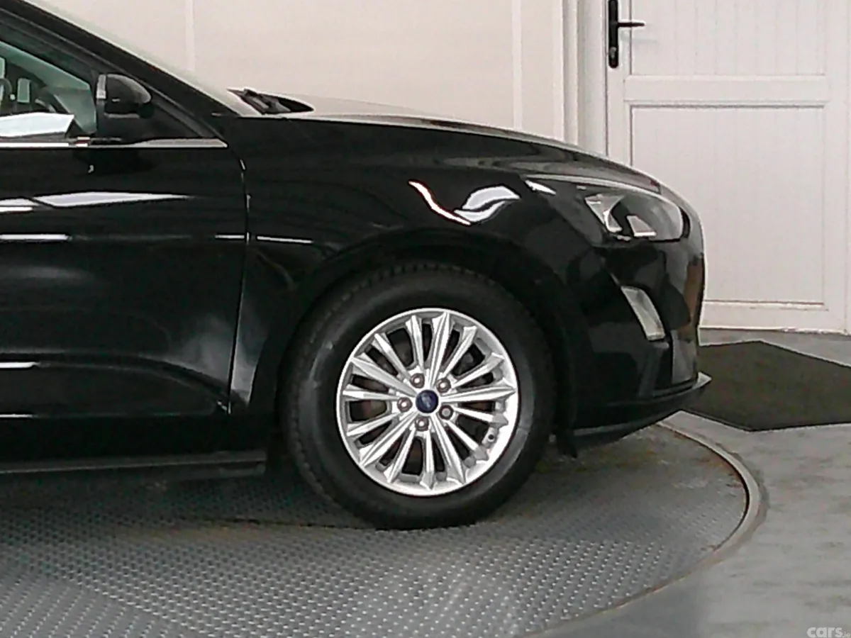 Ford Focus Hatchback, Diesel, 2021, Black