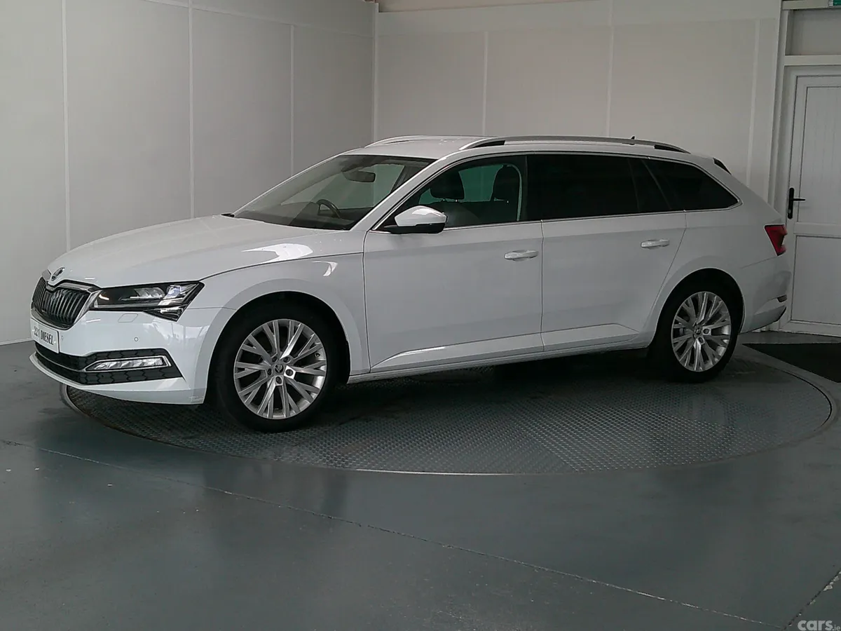 Skoda Superb Estate, Diesel, 2022, White