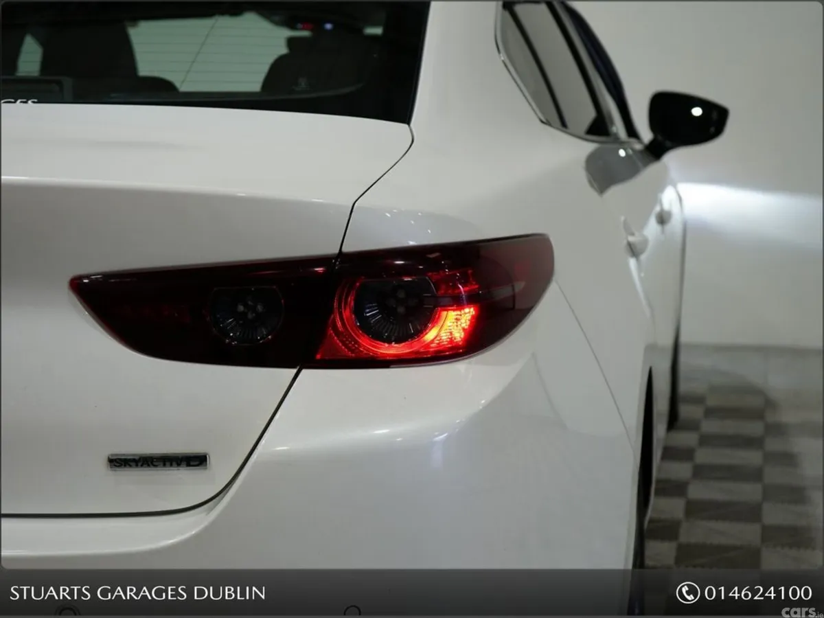 Mazda Mazda3 Saloon, Diesel, 2020, White