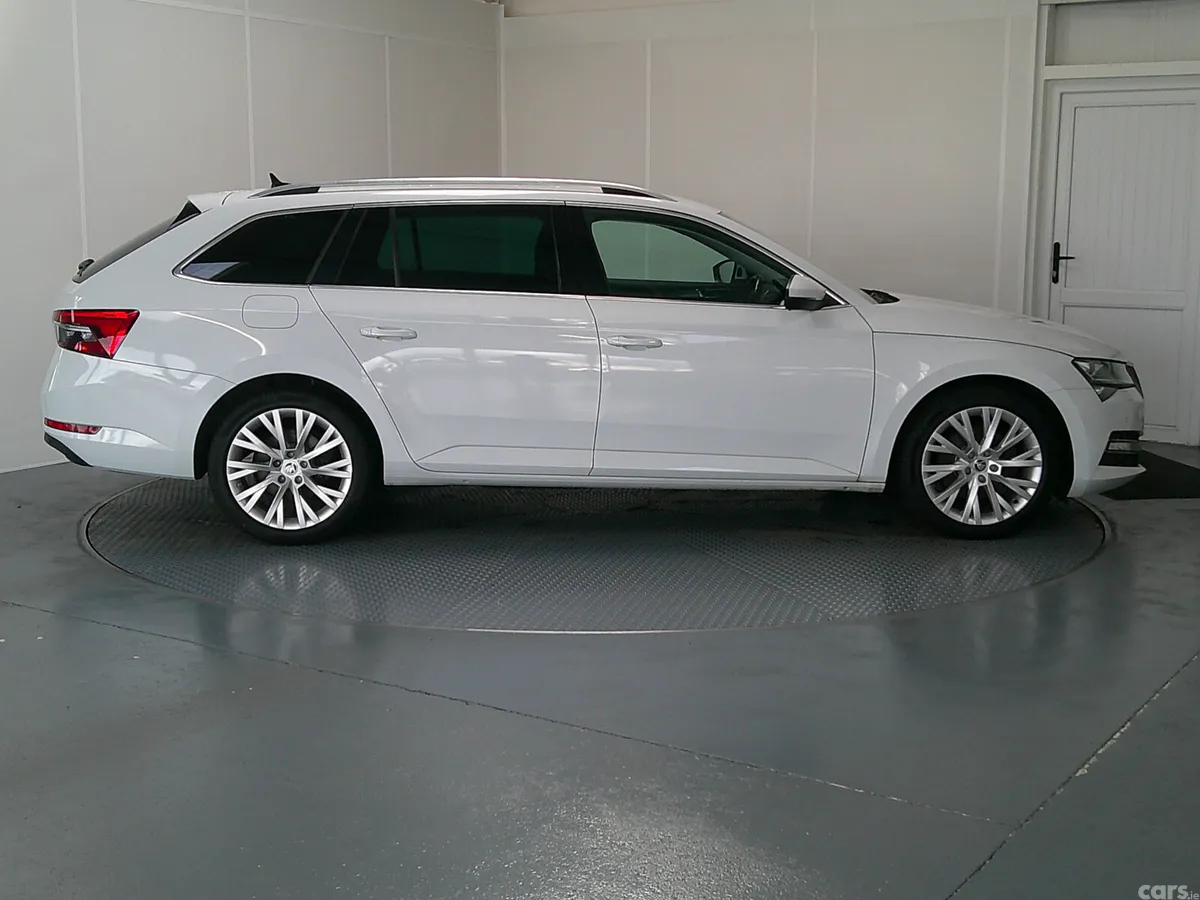 Skoda Superb Estate, Diesel, 2022, White