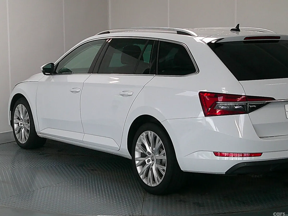 Skoda Superb Estate, Diesel, 2022, White