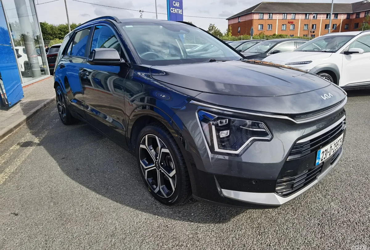 Kia Niro SUV, Petrol Plug-in Hybrid, 2023, Grey