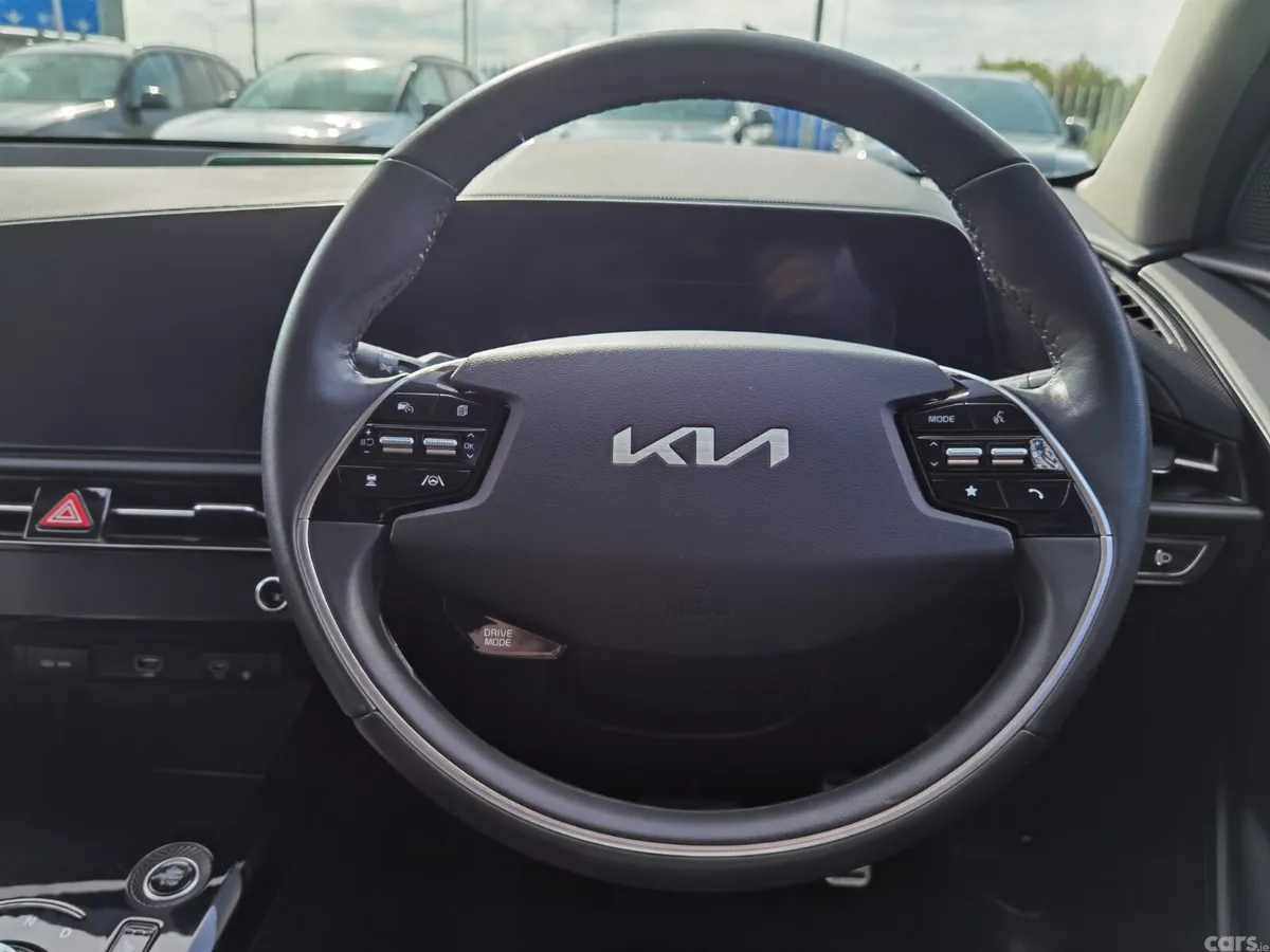 Kia Niro SUV, Petrol Plug-in Hybrid, 2023, Grey