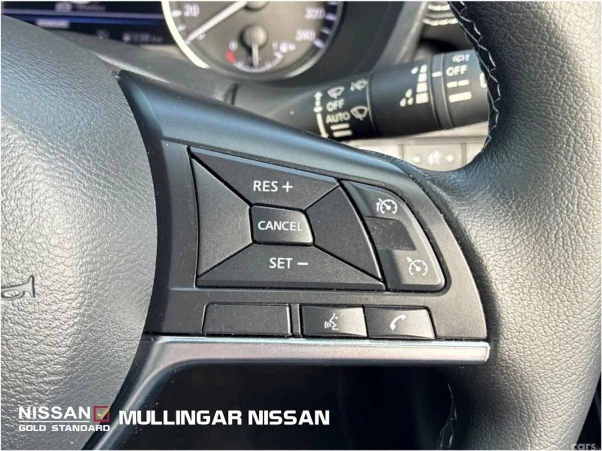 Nissan Juke SUV, Petrol, 2024, Black