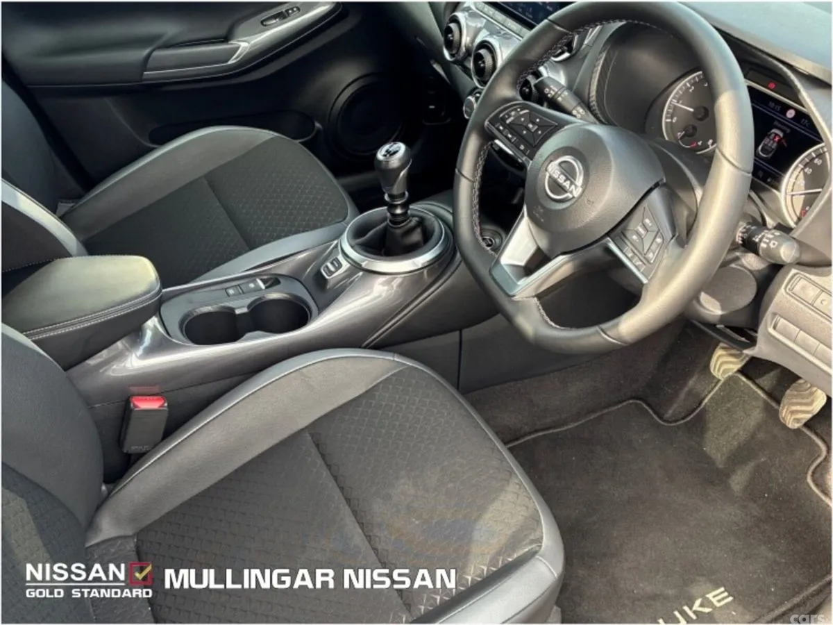 Nissan Juke SUV, Petrol, 2024, Black