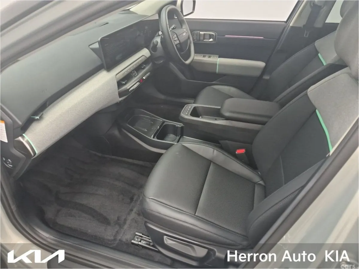 Kia EV4 Saloon, Electric, 2027, Silver