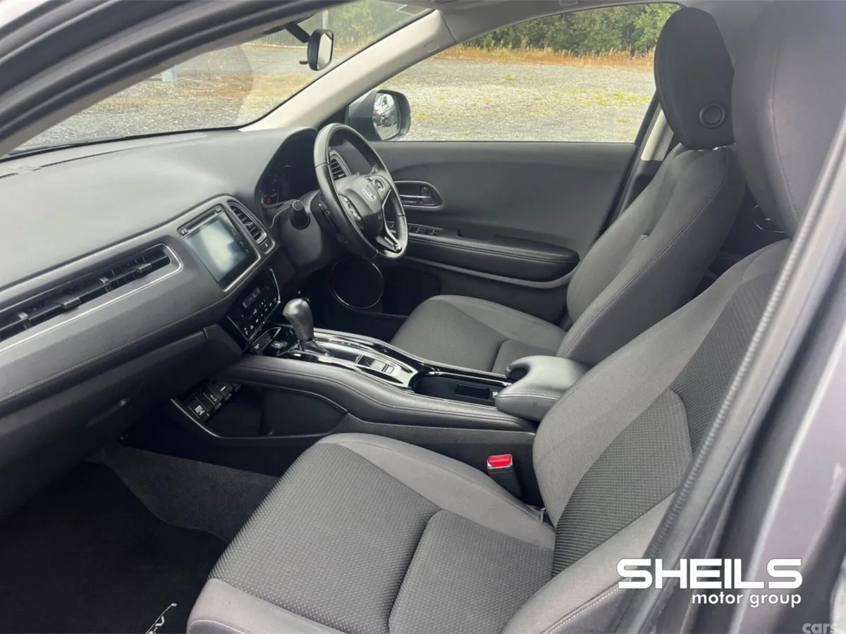 Honda HR-V SUV, Petrol, 2019, Grey